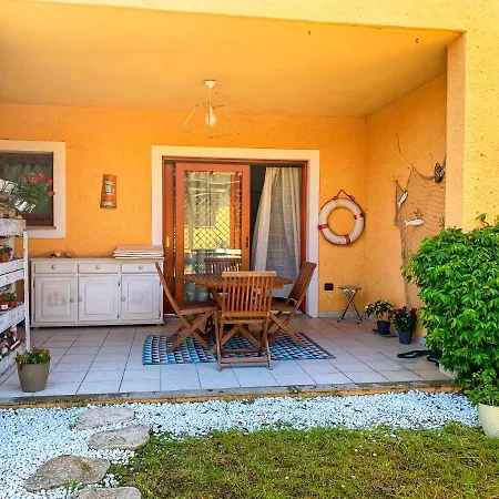 Apartment Casa Quasimodo, Con Patio E Giardino Privato Olbia